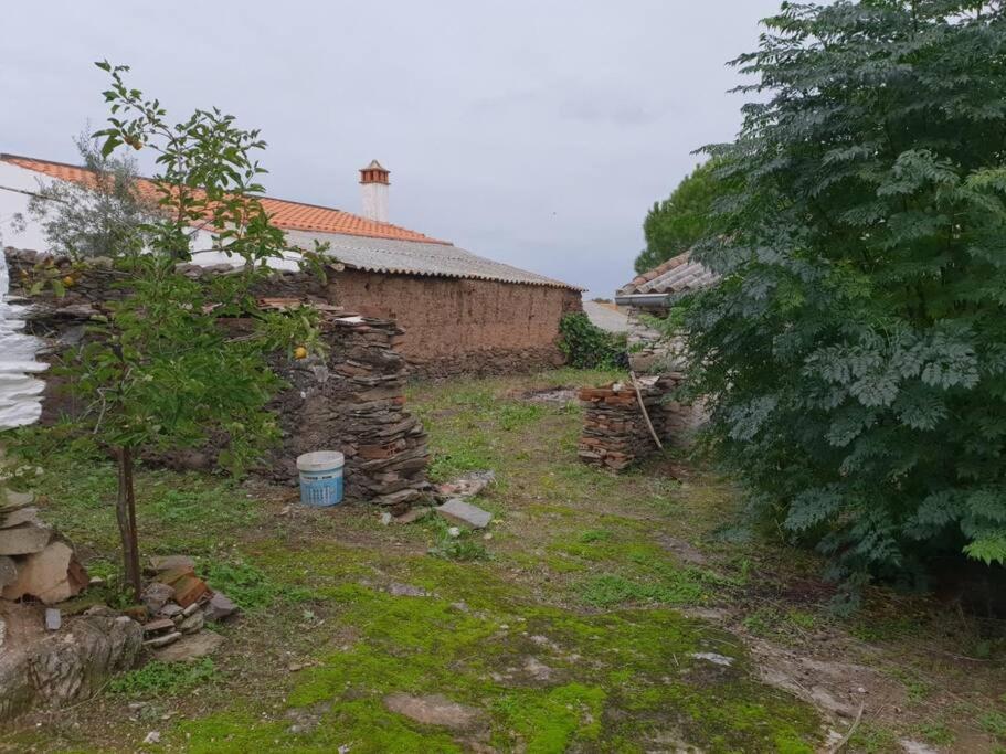 Casa Tipica Extremena Διαμέρισμα Cheles Εξωτερικό φωτογραφία